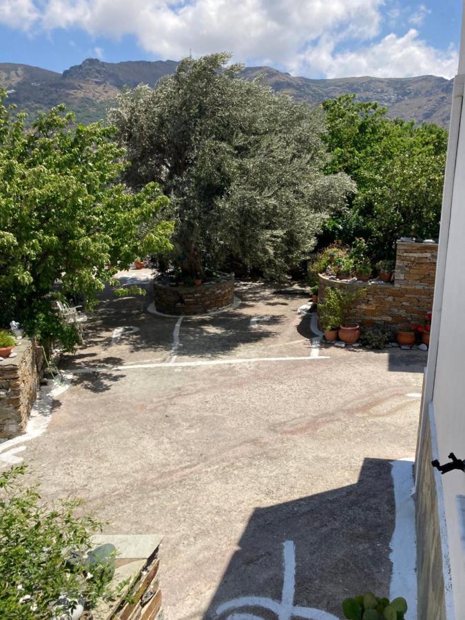 Agkyra Rooms Aladhinon Exterior photo