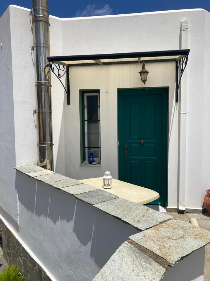Agkyra Rooms Aladhinon Exterior photo